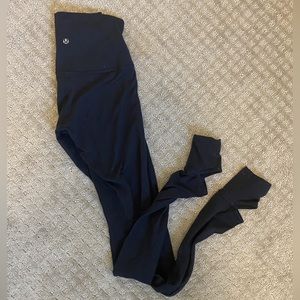 Lululemon wunder under with stirrups